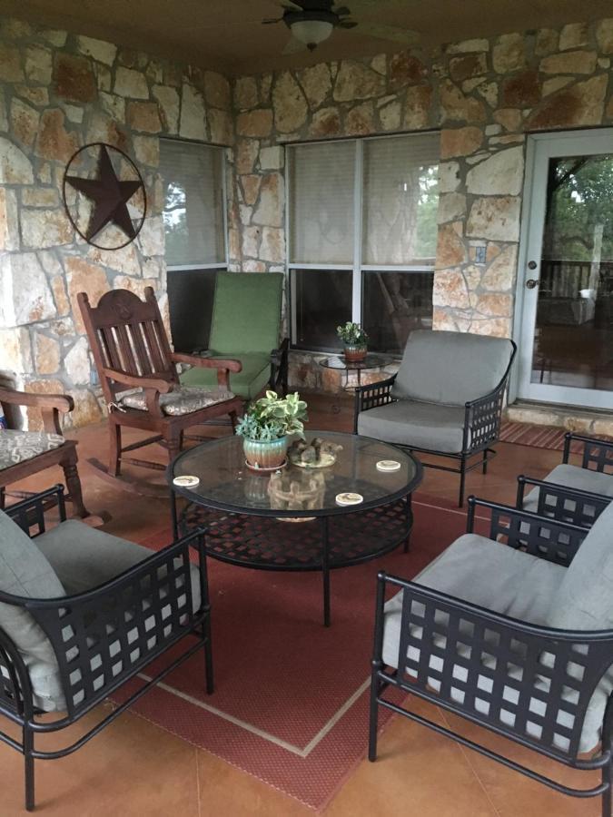 Casa Del Rio Bed And Breakfast Bastrop Exterior photo